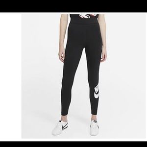 Brand new Nike leggings